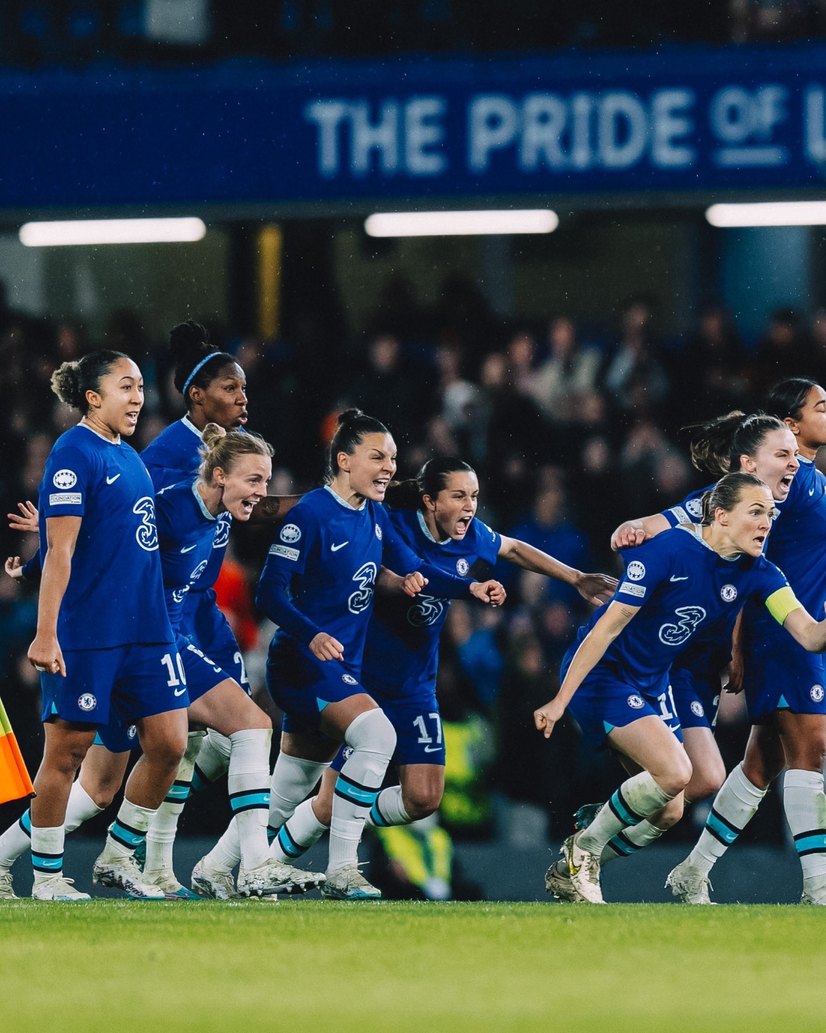 CHELSEA WOMEN’S TEAM STAGES DRAMATIC COMEBACK TO BEAT LYON ON PENALTIES.